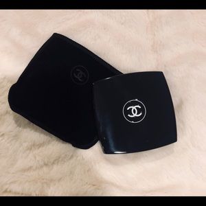 CHANEL Makeup - Chanel Eye Shadow CHANEL Makeup - Chanel Eye Shadow